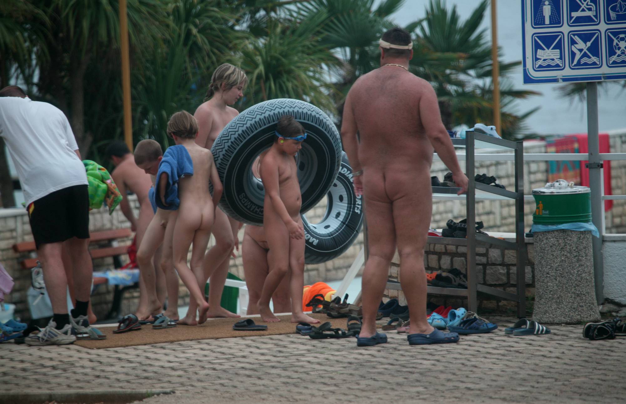 Pure Nudism Pics-Families On Pool Packing - 3