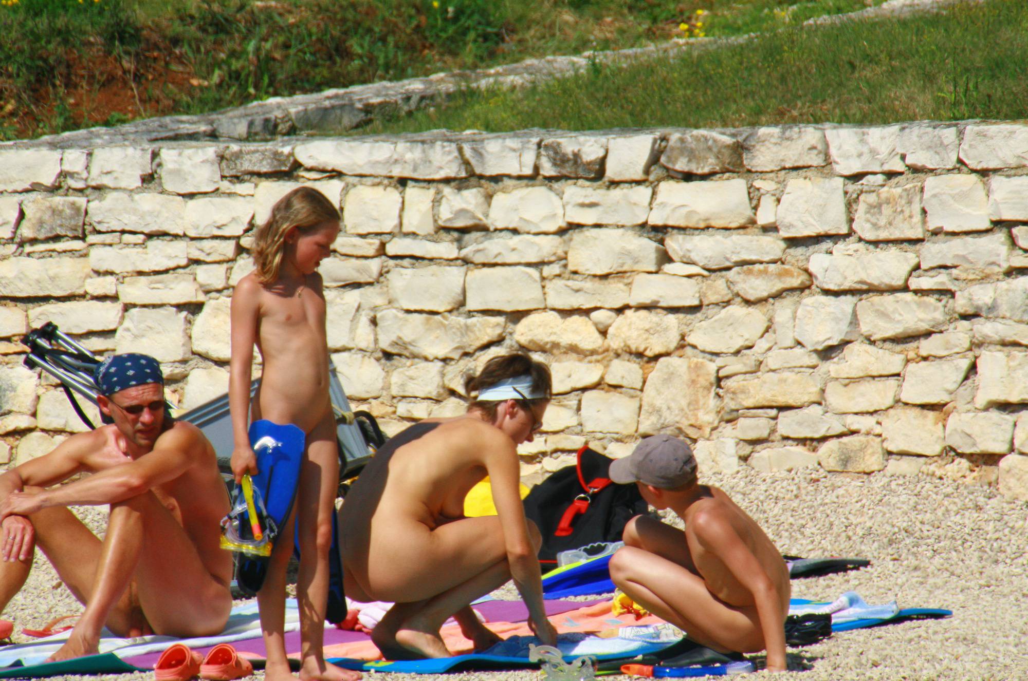 Pure Nudism-Family Sunny-Beach Camp - 2