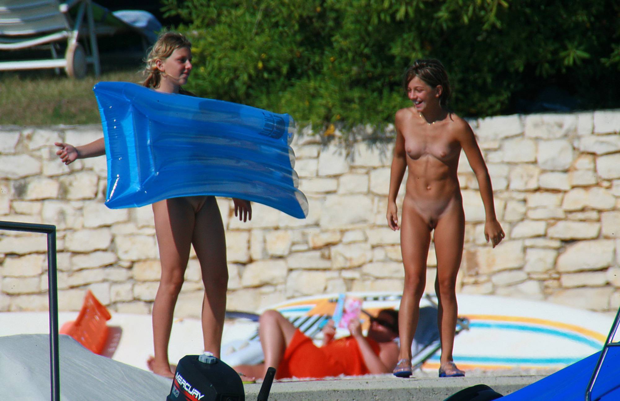 Pure Nudism-Inflatable Beach Raft Time - 1