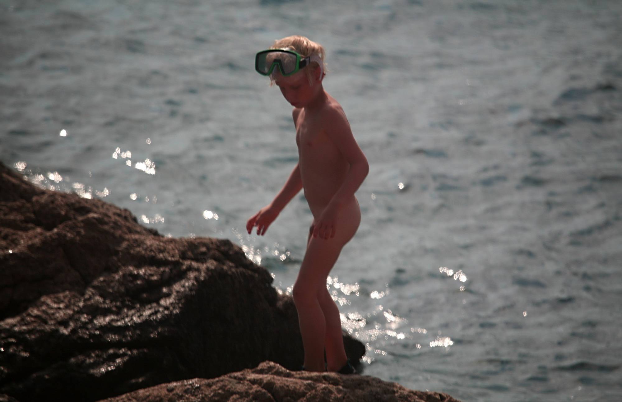Pure Nudism Images-Boy From Rocks to Waters - 2