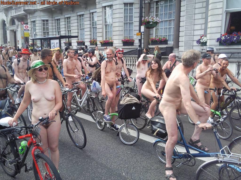 Nudist Pictures-World Naked Bike Ride (WNBR) UK 2009 - 3